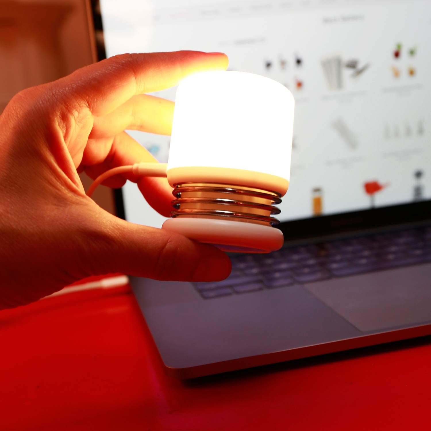 Spring Light Ledlamp - Kikkerland
