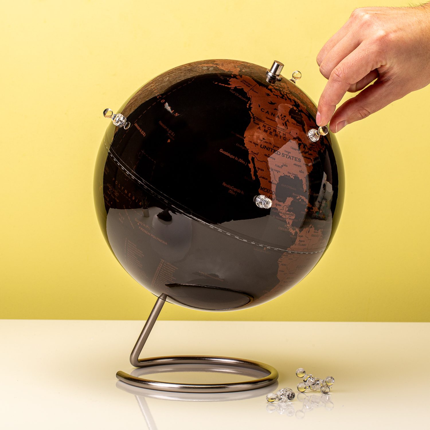 Antieke Magnetische Globe - Balvi